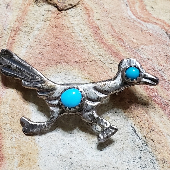 Turquoise Roadrunner Bird Brooch! - Picture 8 of 8